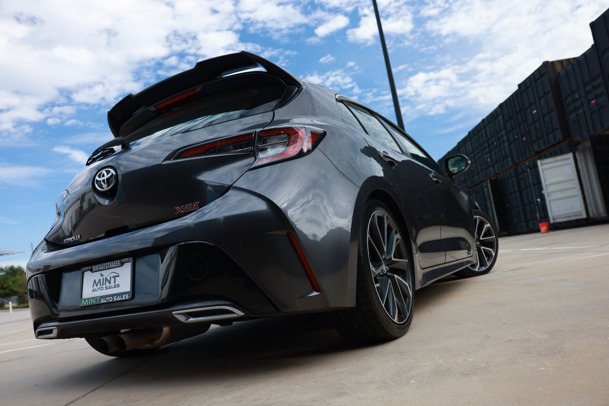 Used 2021 Toyota Corolla XSE FWD image 37