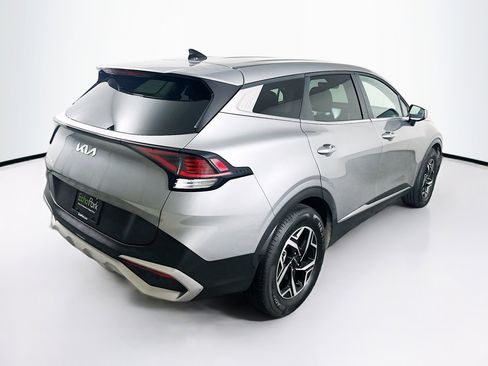 Used 2025 Kia Sportage LX FWD image 9
