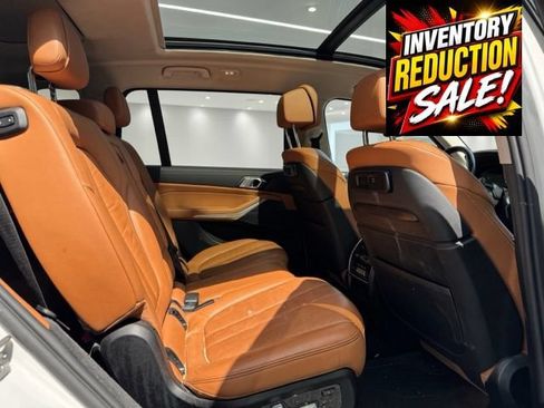 Used 2022 BMW X7 xDrive40i w/ Premium Package AWD/4WD image 7