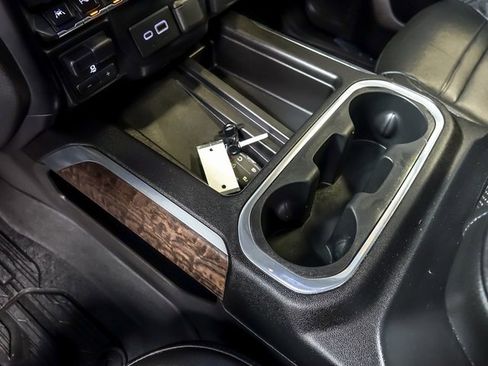 Certified 2019 GMC Sierra 1500 Denali w/ Driver Alert Package II image 26