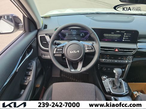 New 2026 Kia Seltos S FWD image 15