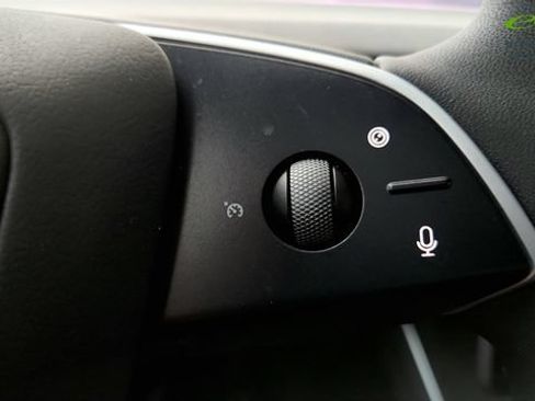 Used 2026 Tesla Model Y AWD image 62