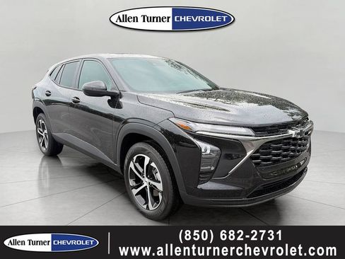 New 2026 Chevrolet Trax RS w/ Driver Confidence Package FWD image 1