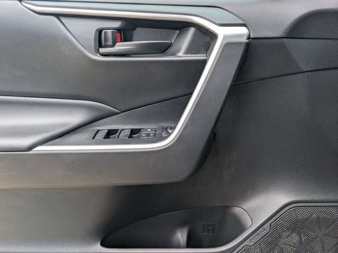 Used 2023 Toyota RAV4 LE AWD/4WD image 13