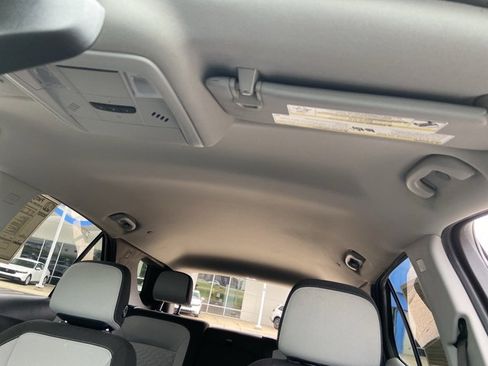 Used 2021 Chevrolet Equinox LT FWD image 29
