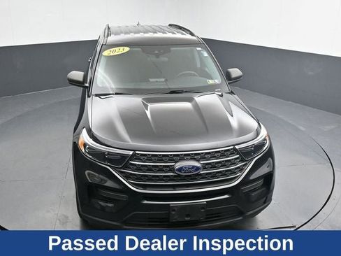 Used 2023 Ford Explorer XLT image 15