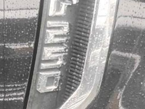 Used 2020 Ford F250 Lariat w/ Lariat Value Package image 6