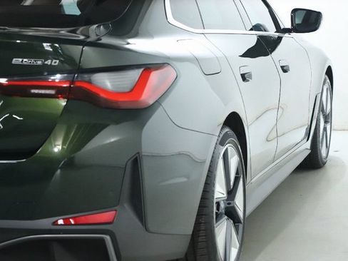 Used 2023 BMW i4 eDrive40 RWD image 45