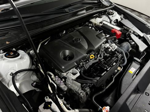 Used 2023 Toyota Camry XSE image 10