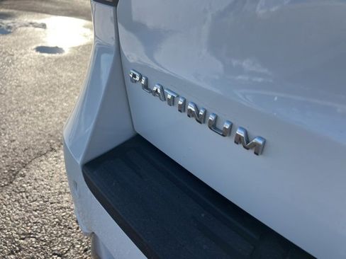 Certified 2022 Ford Expedition Platinum image 28