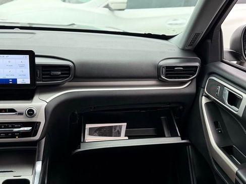 Certified 2023 Ford Explorer XLT w/ Equipment Group 202A image 32