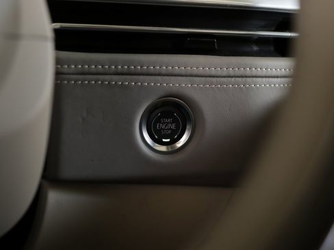 New 2025 Cadillac Escalade Premium Luxury Platinum image 24