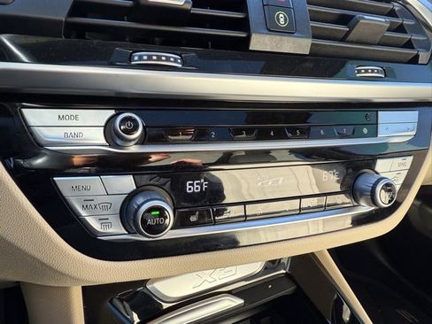 Used 2020 BMW X3 xDrive30e w/ Premium Package image 25