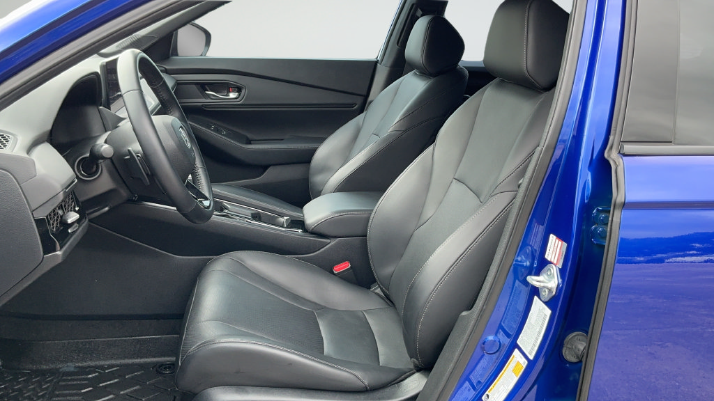 Used 2023 Honda Accord Sport image 17