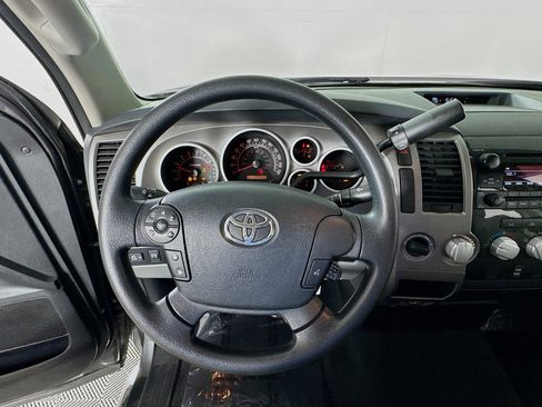 Used 2013 Toyota Tundra 4x4 Double Cab w/ Tow Pkg image 13