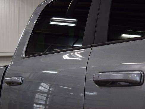 Used 2024 RAM 2500 Big Horn w/ Night Edition image 17