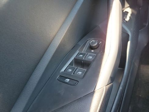 Used 2025 Volkswagen Jetta S FWD image 13