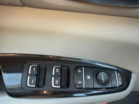 Used 2017 Kia Optima EX FWD image 25