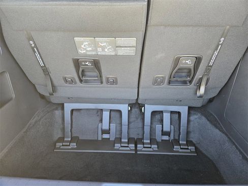 New 2026 Kia Carnival SX Prestige image 24