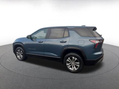 Used 2025 Chevrolet Equinox LT image 10