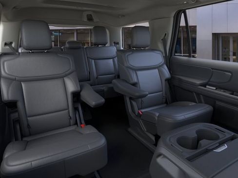 New 2026 Ford Expedition Active AWD/4WD image 11