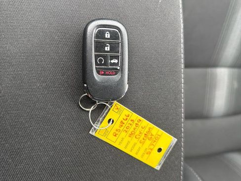 Used 2023 Honda Civic Sport image 27