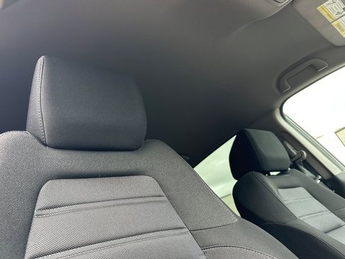 Used 2019 Honda CR-V LX image 21