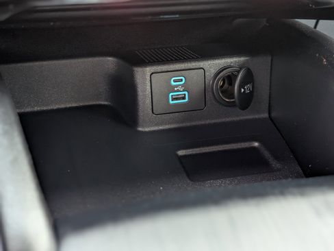 Used 2022 Ford Escape SE w/ Convenience Package image 21