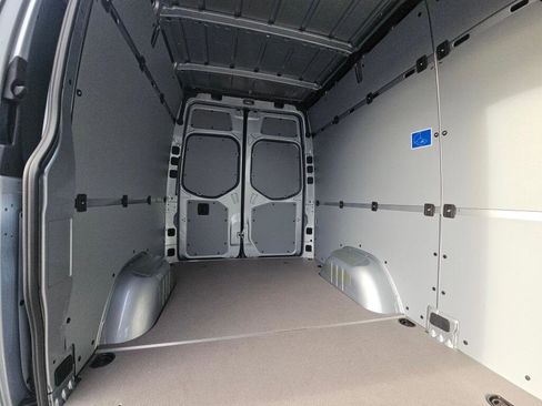 New 2025 Mercedes-Benz Sprinter 2500 image 13