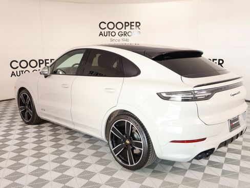 Used 2023 Porsche Cayenne GTS AWD/4WD image 24
