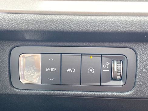 New 2026 Chevrolet Traverse LT w/ Driver Confidence Package image 32