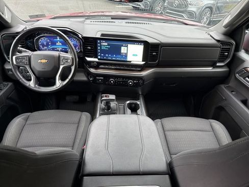 Used 2023 Chevrolet Silverado 1500 LT w/ Z71 Off-Road Package image 11