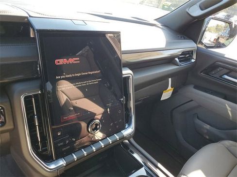 New 2026 GMC Yukon Elevation image 26