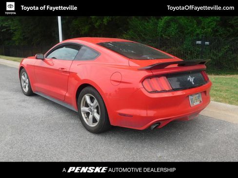 Used 2017 Ford Mustang Coupe RWD image 3