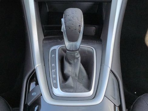 Used 2016 Ford Fusion SE FWD image 18