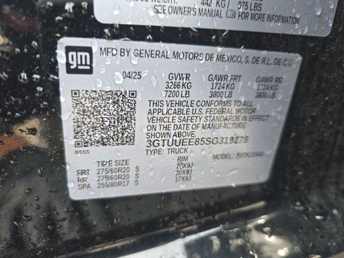 Used 2025 GMC Sierra 1500 AT4 w/ AT4 Premium Package image 39