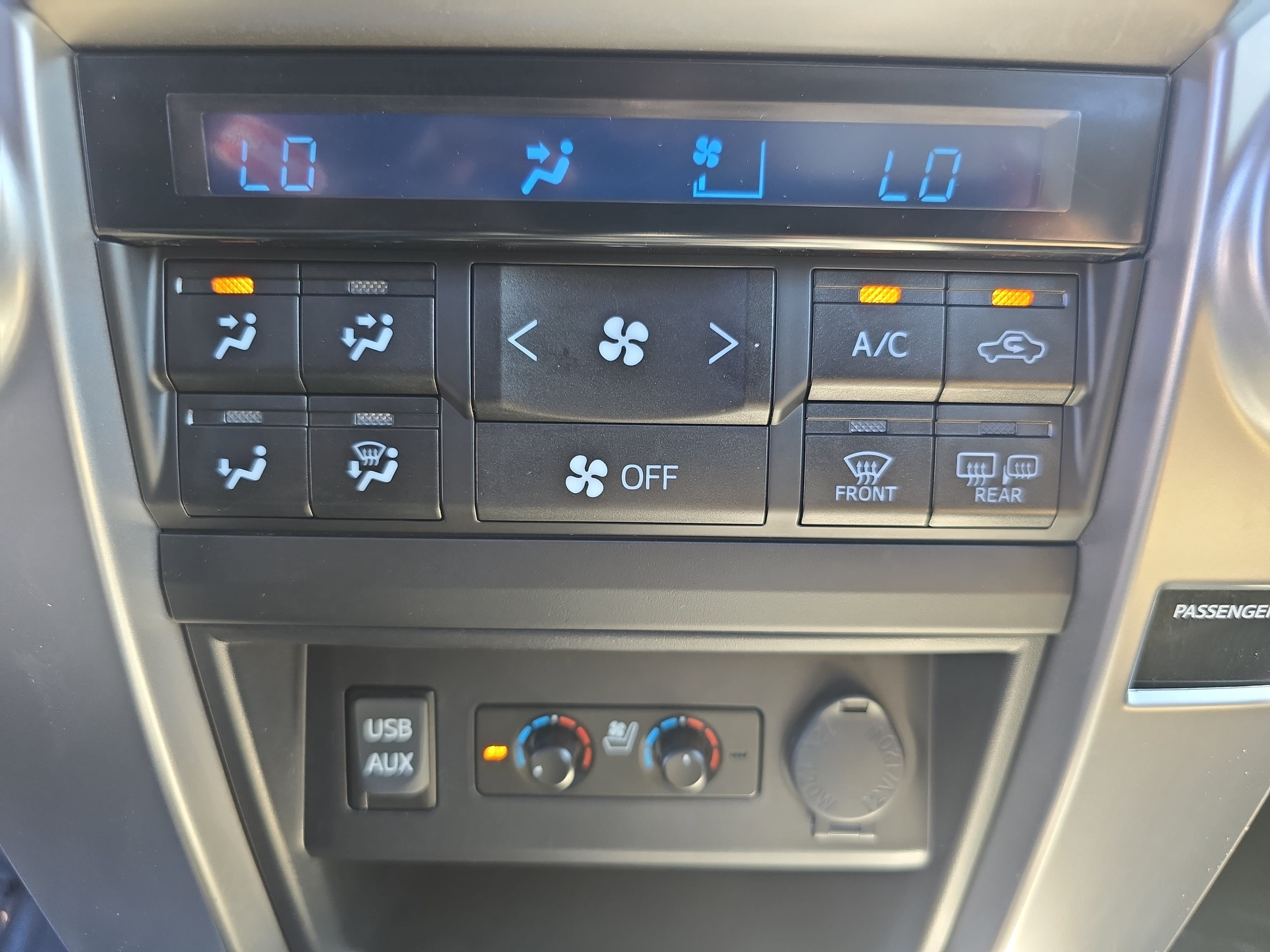 Used 2019 Toyota 4Runner Limited AWD/4WD image 21