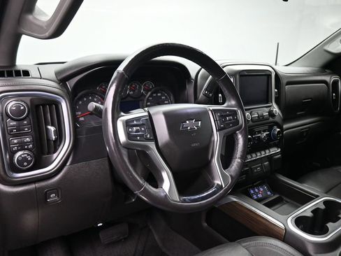 Used 2019 Chevrolet Silverado 1500 LT Trail Boss image 14