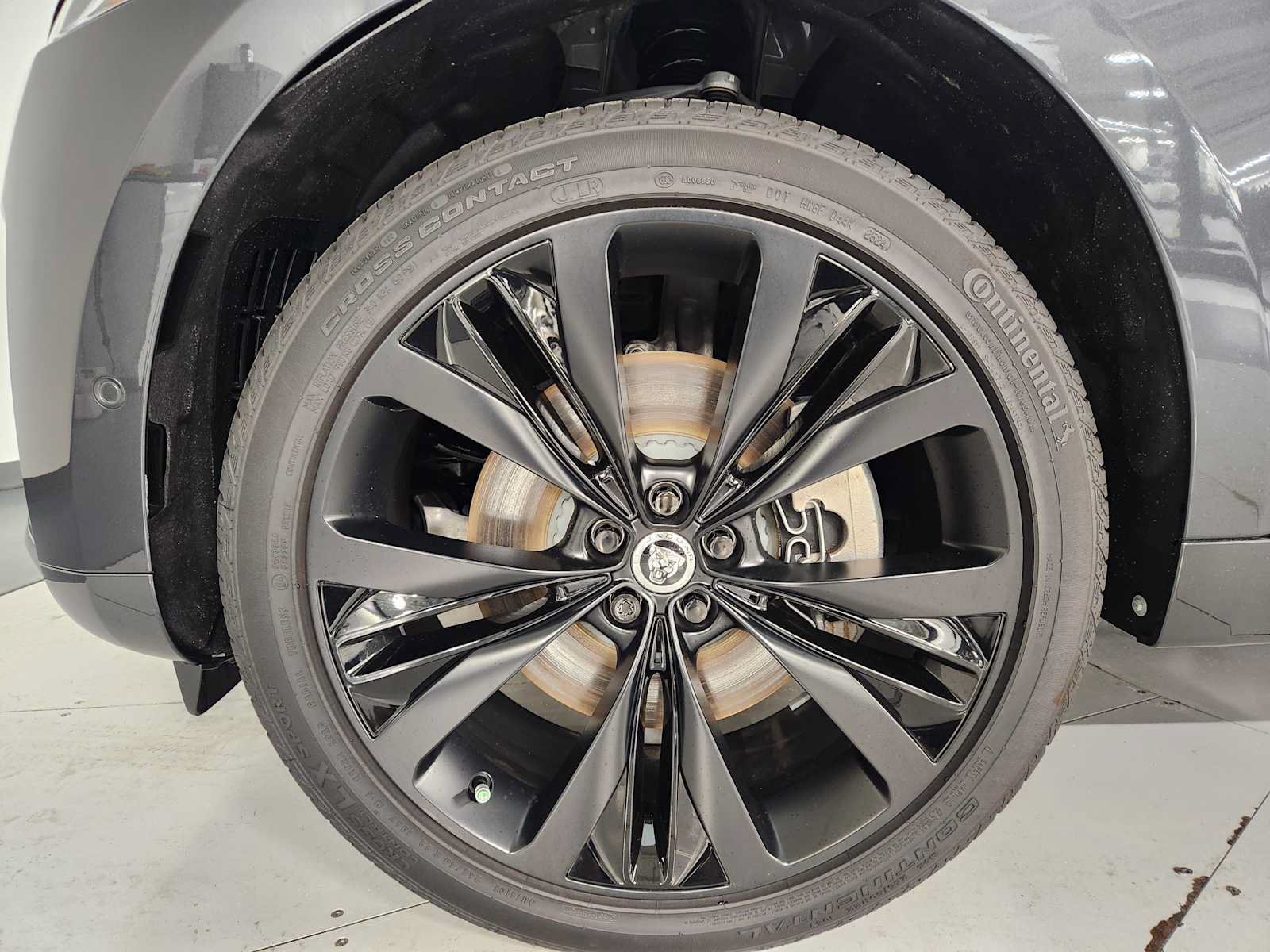 New 2026 Jaguar F-PACE R-Dynamic S AWD/4WD image 8