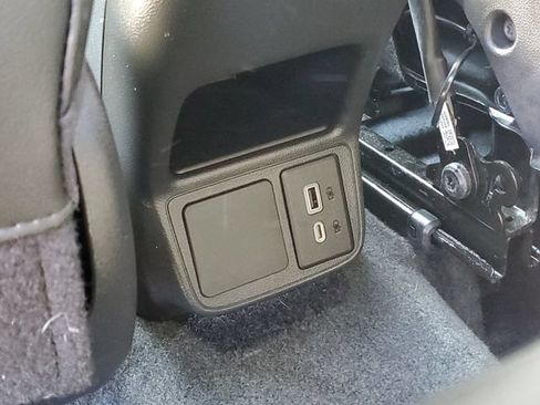 Certified 2024 Buick Encore GX Preferred AWD/4WD image 29