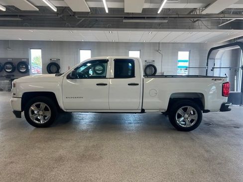Certified 2016 Chevrolet Silverado 1500 Custom w/ Custom Convenience Package AWD/4WD image 9