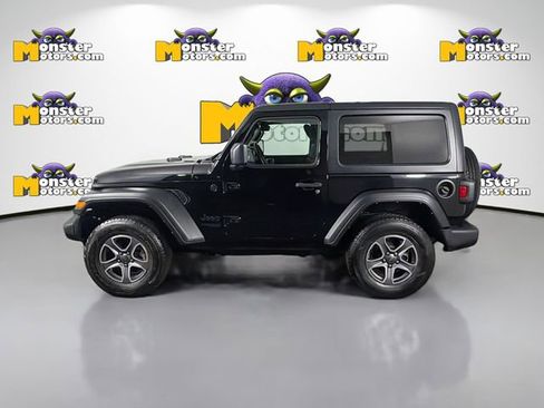 Used 2021 Jeep Wrangler Sport AWD/4WD image 8