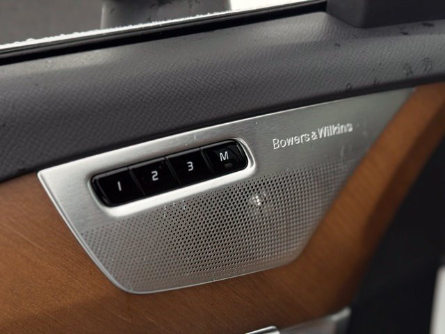 Used 2017 Volvo XC90 T6 Inscription w/ Vision Package AWD/4WD image 13