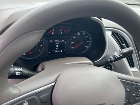 Used 2024 Chevrolet Malibu LT image 16