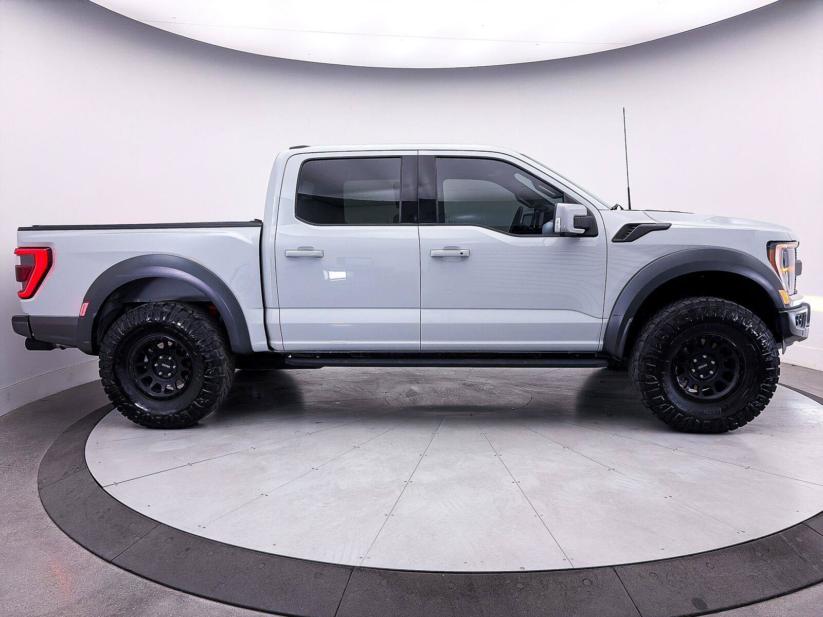 Used 2023 Ford F150 Raptor AWD/4WD image 45