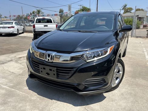 Used 2020 Honda HR-V LX image 1