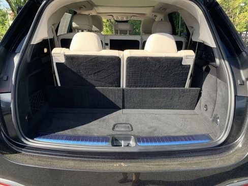 Used 2021 Mercedes-Benz GLE 450 4MATIC w/ AMG Line Exterior image 35