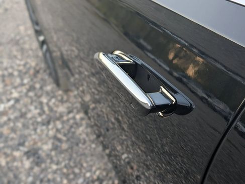 Used 2023 Mercedes-Benz S 580 S 580 4MATIC Sedan 4D image 16