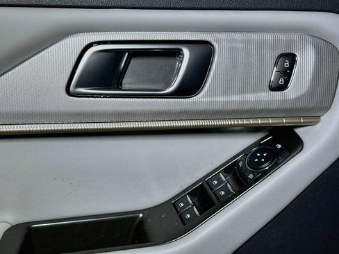 New 2026 Ford Explorer Active w/ Active Comfort Package AWD/4WD image 14