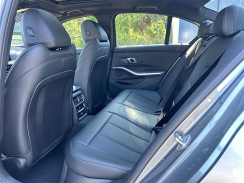 Used 2025 BMW 330i xDrive Sedan image 13